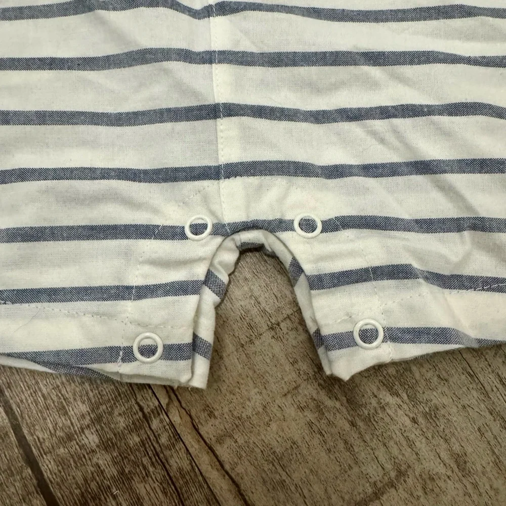 NWT Carter’s Baby Boy Striped Cotton Button Front Romper‎ 18M